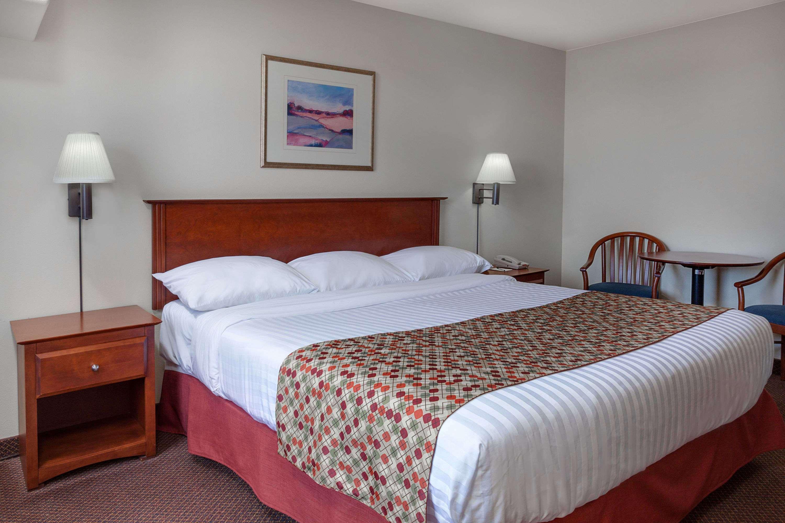 Super 8 By Wyndham Caraquet Exterior foto