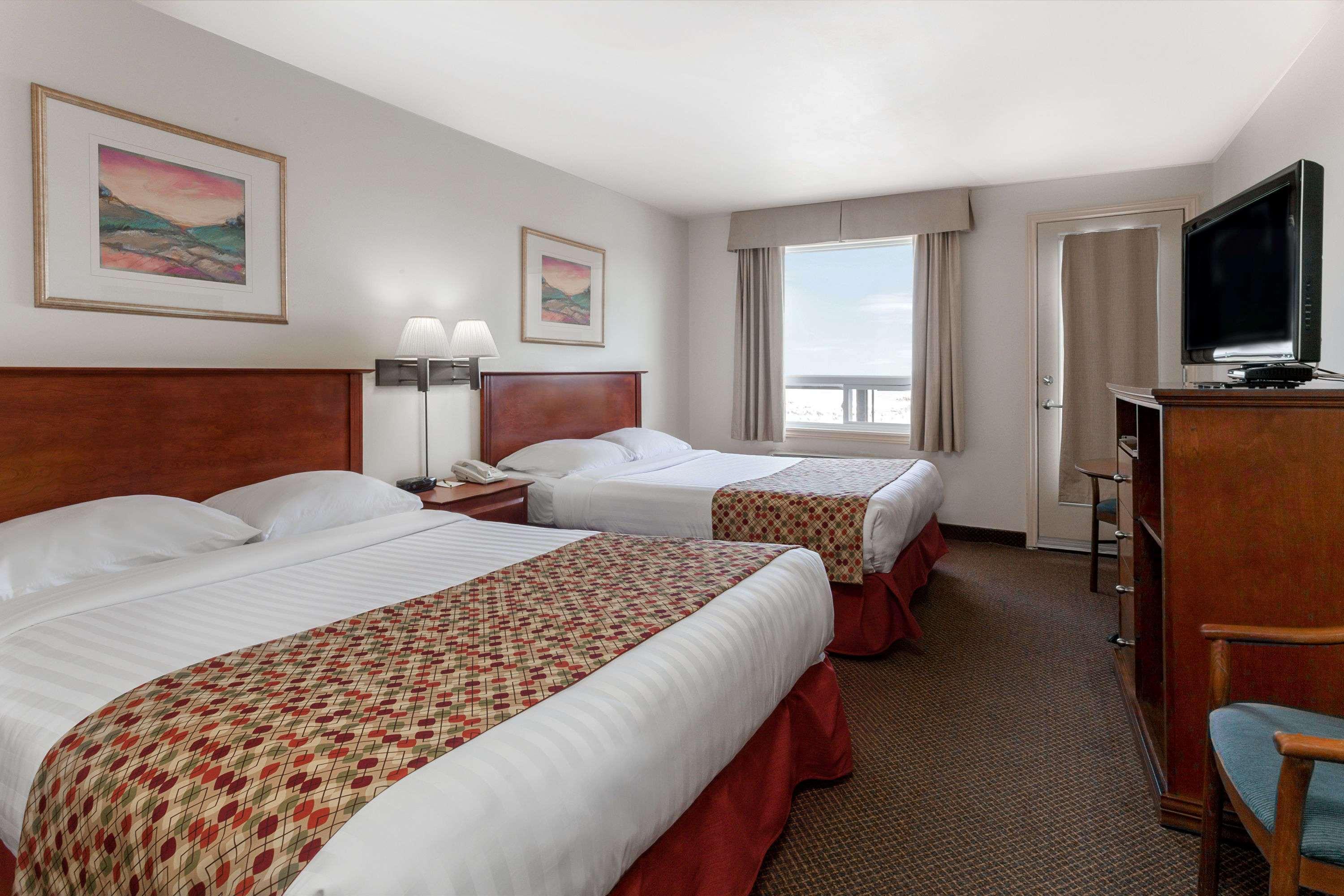 Super 8 By Wyndham Caraquet Exterior foto