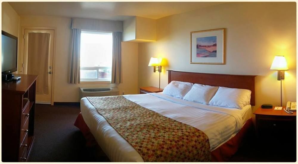 Super 8 By Wyndham Caraquet Exterior foto