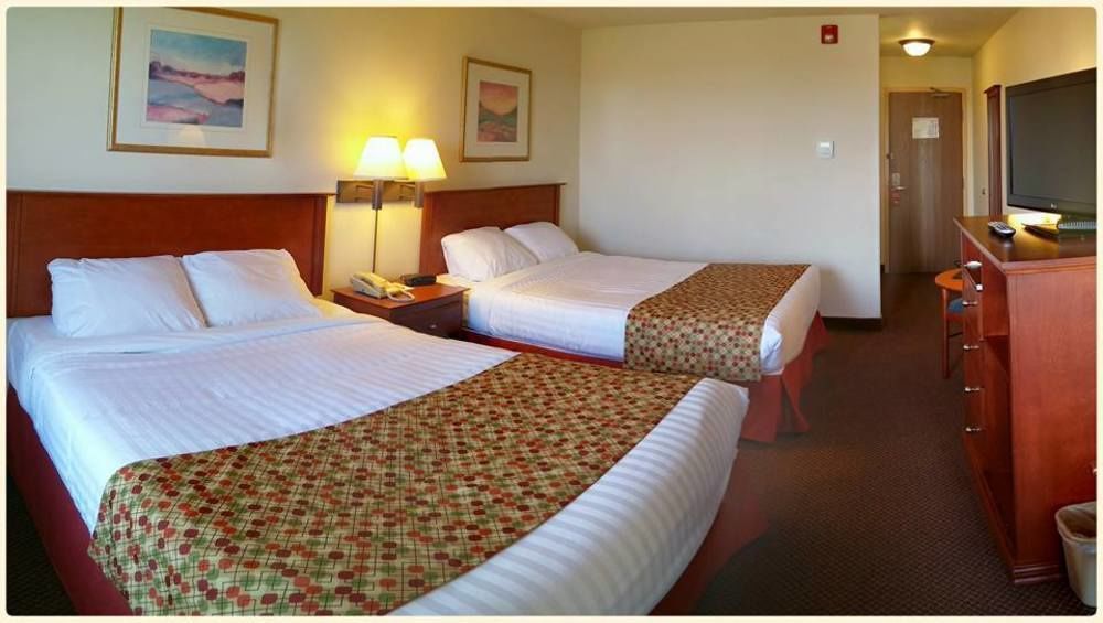 Super 8 By Wyndham Caraquet Exterior foto